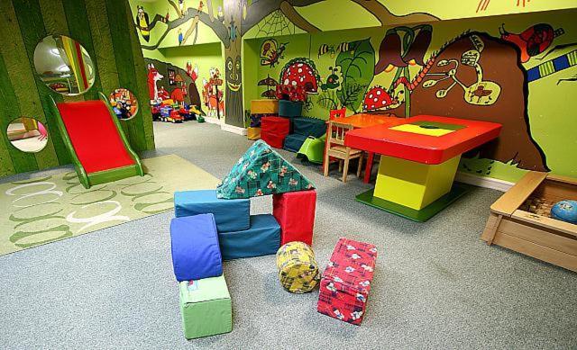 Bungalovy Sepetna - Pro 4 Osoby Ostrawica Zewnętrze zdjęcie