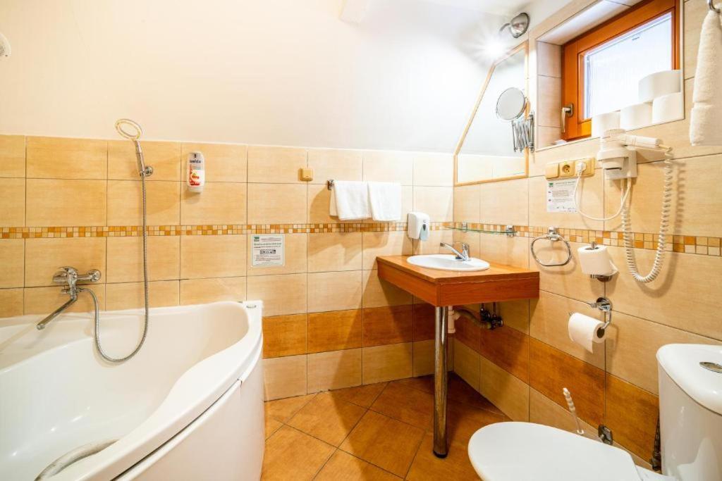 Bungalovy Sepetna - Pro 4 Osoby Ostrawica Zewnętrze zdjęcie